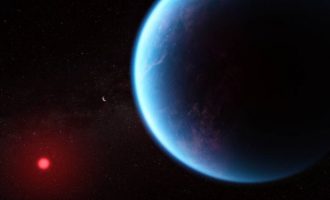 NASA: Ανιχνεύθηκε πιθανή ένδειξη ζωής μέσα σε «ωκεανό νερού» στην επιφάνεια γιγάντιου εξωπλανήτη