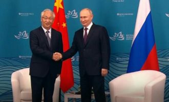 Βλ. Πούτιν: Οι σχέσεις Ρωσίας και Κίνας σε πρωτοφανές ιστορικό επίπεδο