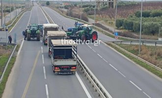 Κορυφώνουν τις κινητοποιήσεις τους οι αγρότες – Έκλεισαν την Ε.Ο. Θεσσαλονίκης-Ν. Μουδανιών