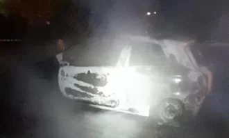 Μάνδρα: «Γάζωσαν» με καλάσνικοφ γνωστό επιχειρηματία και τον έκαψαν μέσα στο αυτοκίνητο του