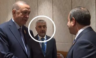 Σεφέρ Τουράν – Την καταστροφή του Ισραήλ ζητά ο διαμορφωτής της τουρκικής πολιτικής στη Μέση Ανατολή
