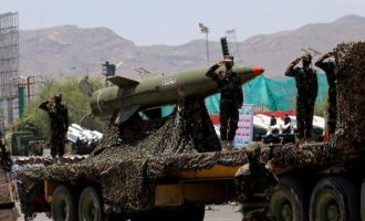 Ηγέτης των Χούτι: Η Ιταλία θα γίνει στόχος εάν συμμετάσχει στην επίθεση κατά της Υεμένης