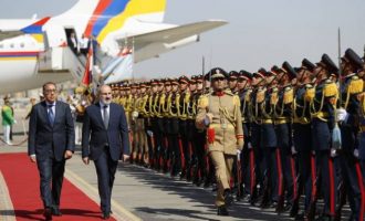 Ο πρωθυπουργός της Αρμενίας στην Αίγυπτο