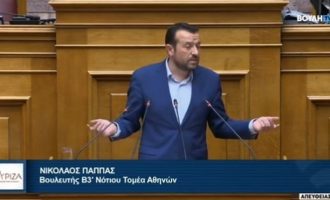 Κασσελάκης: Ο Παππάς είπε τα αυτονόητα στη Βουλή – «Θα παραιτηθείτε για να ανασάνει η δημοκρατία»