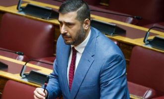 Καταψηφίζει την πρόταση μομφής ο πρώην «Σπαρτιάτης», ανεξάρτητος βουλευτής Χάρης Κατσιβαρδάς