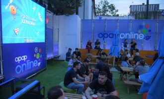 Το απόλυτο food vlog από το Athens Street Food Festival– Πώς έζησε την εμπειρία του φεστιβάλ ένας foodie (βίντεο)