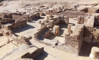 Αίγυπτος: Αρχαιολόγοι ανακάλυψαν τοιχογραφία του Χριστού να θεραπεύει άρρωστους