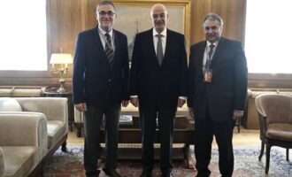 Ο Νίκος Δένδιας συναντήθηκε με Κορκίδη και Μαθιό – Το ΕΒΕΠ στηρίζει τη νέα εφεδρεία