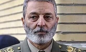 Ο κορυφαίος στρατηγός του Ιράν απειλεί με «καταλυτική» απάντηση: Η Τεχεράνη δεν θα περιμένει το ισραηλινό πλήγμα