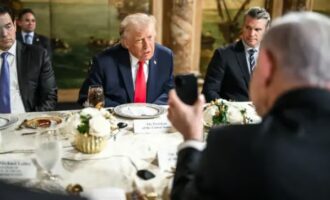 60.000 τυφέκια η Χαμάς: Οι μυστικές πληροφορίες που μοιράστηκε ο Νετανιάχου με τον Τραμπ στη Φλόριντα