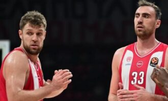 Euroleague: Αυτοκτόνησε ο Ολυμπιακός 99-92 από τη Βαλένθια