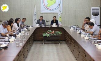 Συρία – Ένα έτος μετά την κατάρρευση Άσαντ: Το SDC προειδοποιεί για την έλλειψη δημοκρατικής πορείας