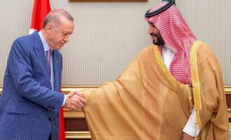 Τηλεφωνική επικοινωνία Μοχάμεντ μπιν Σαλμάν και Ερντογάν για τις περιφερειακές εξελίξεις