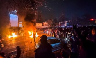 Ιράν: Παρατείνεται η διακοπή του διαδικτύου μέχρι την «αποκατάσταση της ασφάλειας»