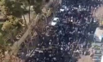 Αιματηρές διαδηλώσεις στο Ιράν – Το Ισραήλ προετοιμάζεται για πόλεμο