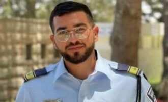 Επαναπατρίστηκε στο Ισραήλ η σορός του Ραν Γκβίλι, του τελευταίου ομήρου της 7ης Οκτωβρίου