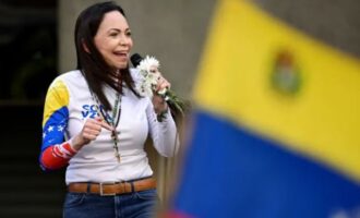 Η Ματσάδο σχεδιάζει να επιστρέψει στη Βενεζουέλα «το συντομότερο δυνατόν»