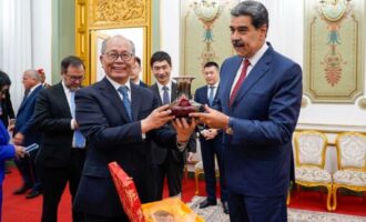 Ο Μαδούρο και η σύζυγός του στα χέρια των Αμερικανών – Είχε συναντηθεί νωρίτερα με τους Κινέζους