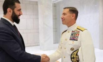 Ο επικεφαλής της CENTCOM υπογράμμισε στον αλ-Σάρα της Δαμασκού την ανάγκη τήρησης της κατάπαυσης του πυρός με τις SDF