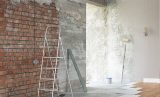 Ανακαίνιση σπιτιού με επιδότηση έως 90%: Πώς θα αλλάξετε πλακάκια, μπάνιο και κουζίνα