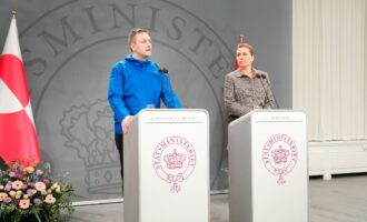 Πρωθυπουργός Γροιλανδίας: «Επιλέγουμε τη Δανία έναντι των ΗΠΑ»