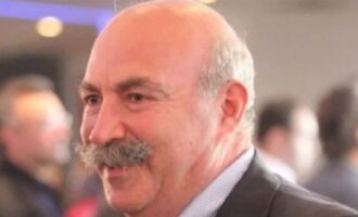 Χρήστος Μαυρίκης: Πυροβόλησε και ταμπουρώθηκε στο σπίτι του στα Σπάτα