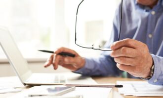 Η Γερμανία εξετάζει τη σύνταξη στα 70