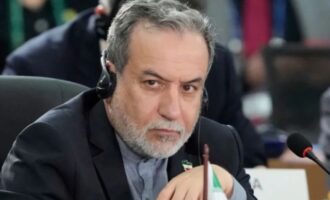 Αραγτσί: Το Ιράν θα συνεχίσει να πολεμά τις ΗΠΑ, δεν θα διαπραγματευτούμε