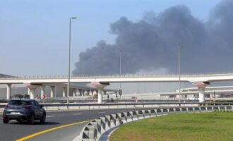 Υπουργείο Άμυνας Εμιράτων (ΗΑΕ): Τρεις νεκροί και 58 τραυματίες από την έναρξη των ιρανικών πληγμάτων