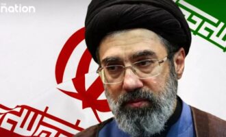 Πώς ο Μοτζτάμπα Χαμενεΐ ανήλθε στην εξουσία μετά την εξόντωση του πατέρα του