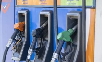 Ιρλανδία: Προχώρησε σε μείωση του ειδικού φόρου στα καύσιμα για την αναχαίτιση της ακρίβειας