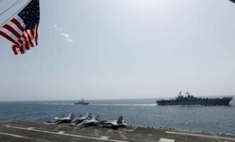 Ιράν: Oι Φρουροί της Επανάστασης υποστηρίζουν ότι έπληξαν το αεροπλανοφόρο «Αβραάμ Λίνκολν»