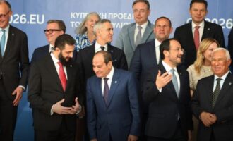 POLITICO: 13 πράγματα που μάθαμε στη Σύνοδο Κορυφής της ΕΕ στην Κύπρο