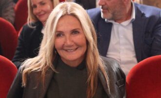 Η Μαρέβα Γκραμπόφσκι σε νοσοκομείο στη Λάρισα – Ταξίδευε οδικώς όταν ένιωσε αδιαθεσία