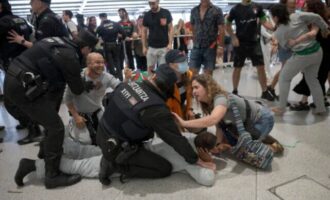 Η Ισπανία έδειρε τους «σανδαλάκηδες ακτιβιστές» ενώ προηγουμένως είχε καταδικάσει το Ισραήλ