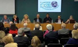 Η Ελληνική Γλωσσική Κληρονομιά ως οικουμενικό φαινόμενο – Παπαποστόλου: «…ιδανικό όχημα εννοιών, γνώσεων πληροφοριών, απόψεων, το μέσον έκφρασης συναισθημάτων, η απαραίτητη προϋπόθεση τον διαλόγου»