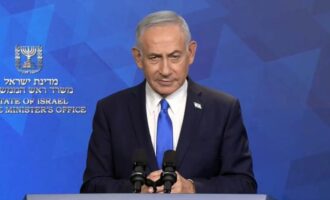 Νετανιάχου: Οι επιθέσεις κατά του Ιράν σταμάτησαν «προς το παρόν» – Προειδοποιεί με πλήγματα σε Τεχεράνη και Χεζμπολάχ σε περίπτωση νέας επίθεσης