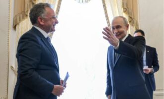 Επιβεβαιώνουν οι ΗΠΑ το «ναι» του Πούτιν για τριμερή Ρωσίας-ΗΠΑ-Ουκρανίας